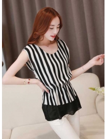 blouse wanita motif salur T2105