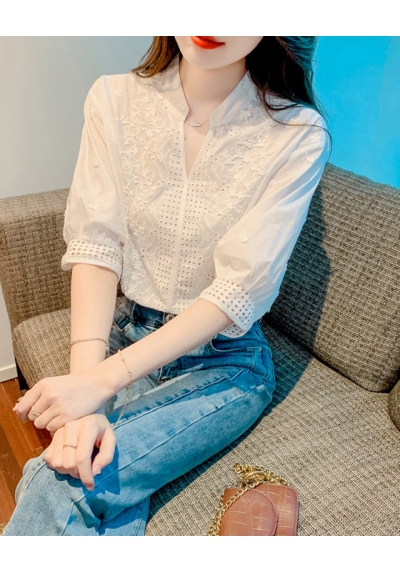 blouse wanita korea warna putih T8141