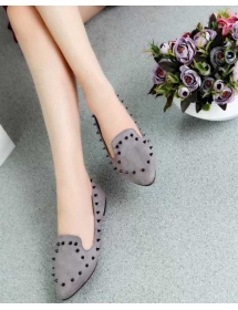 sepatu motif stud SH179