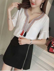 blouse import T3805